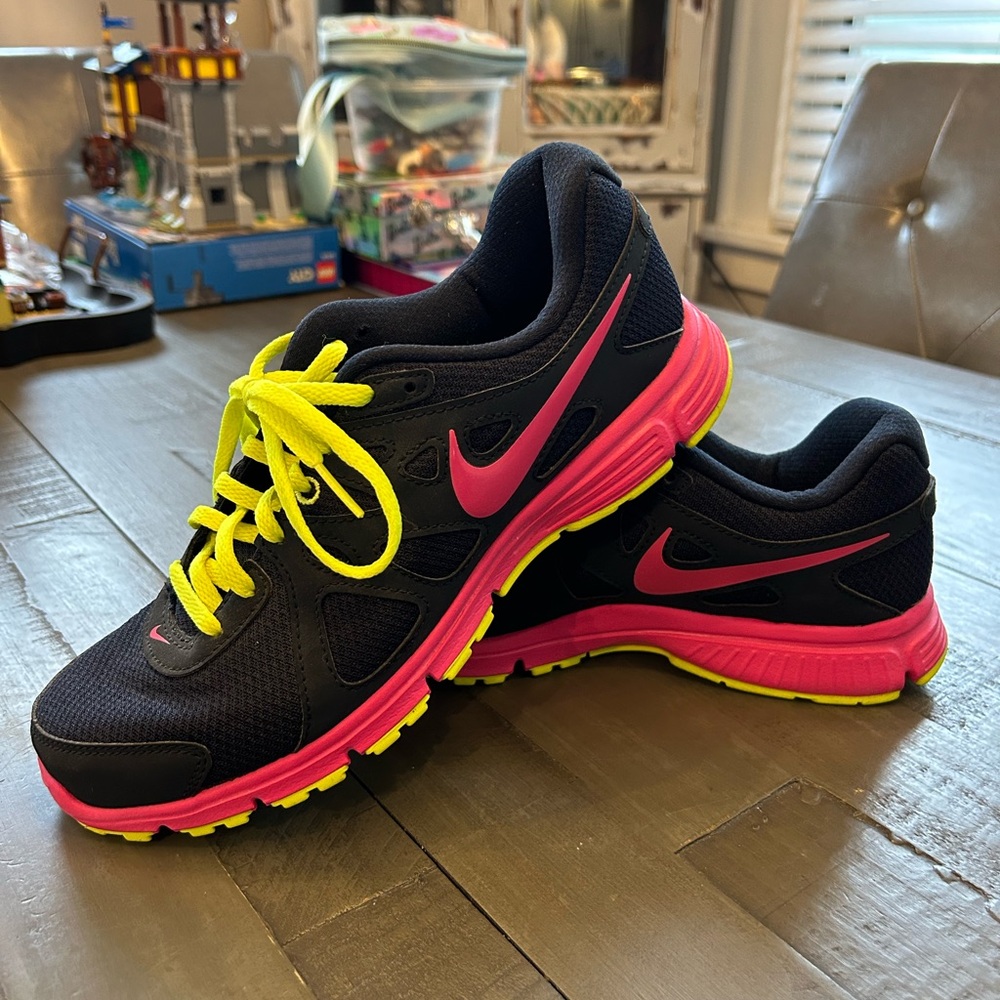 Women’s Nike Revolution 2 Navy, Pink & Neon Running Shoes Sneakers Size 8.5
